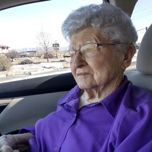 Meet your Posher, Janet